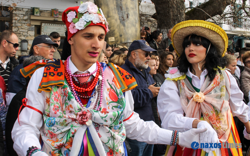 filoti koudounatoi kordelatoi gamos 24