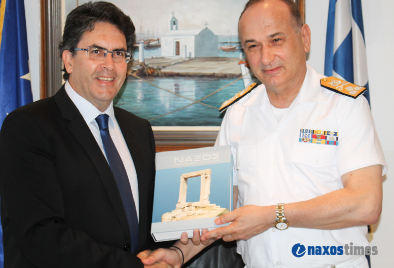 anagnostakis naxos astynomia limenarxeio 10