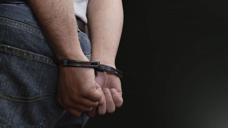 syllipsi pornografia anilikon