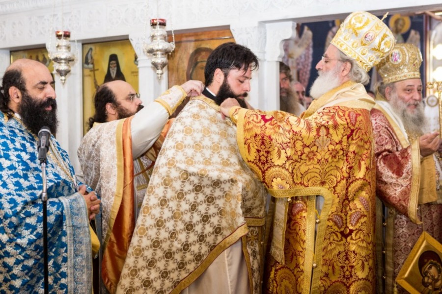 hirotonia arhidiakonas paronaxias 26