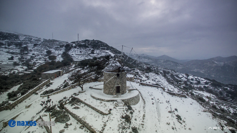 xionia above mylos 5