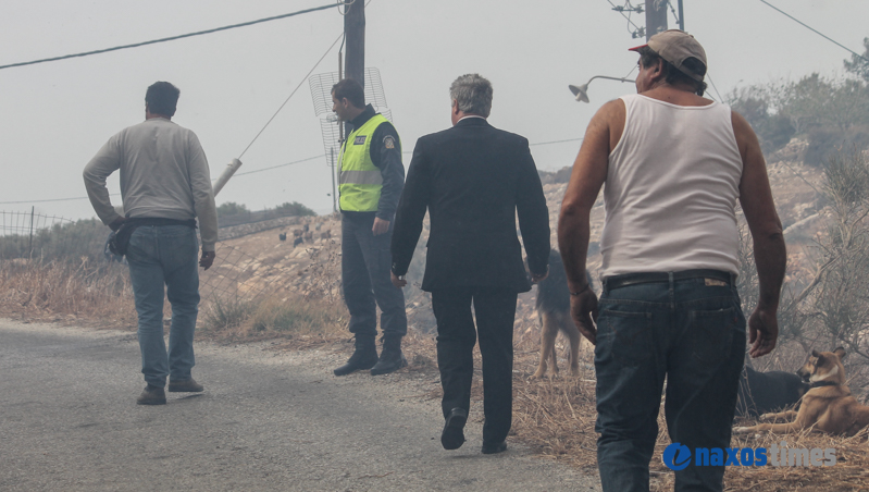 fotia komiaki xilia vrisi 12