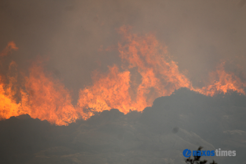 fotia komiaki xilia vrisi 4