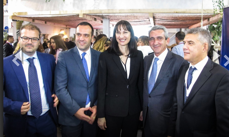 mykonos londino ekthesi 1