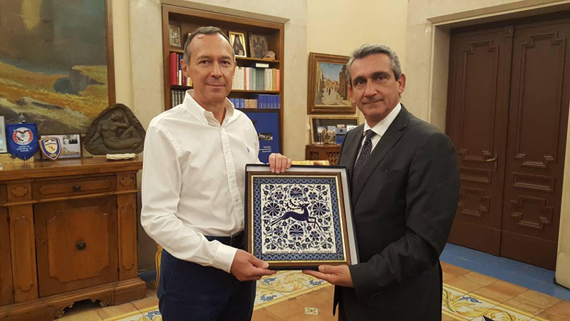 rosos presbis xatzimarkos 2