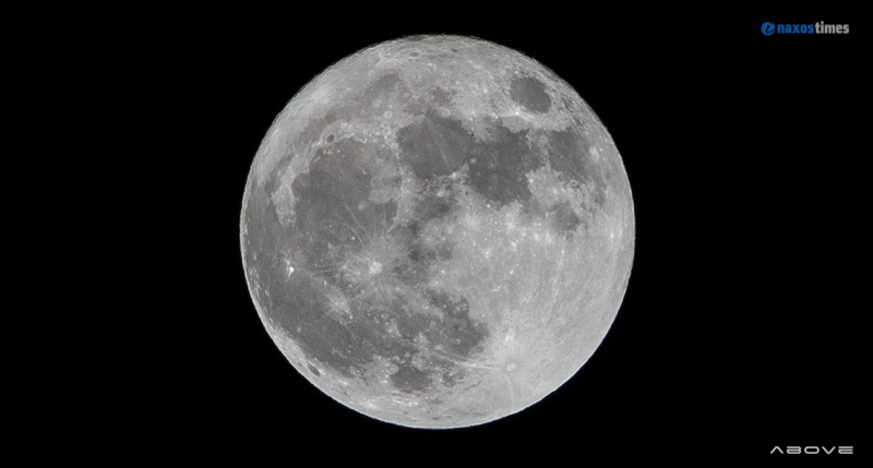 supermoon above 1