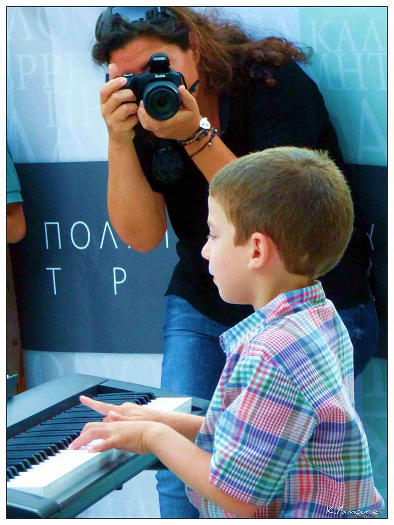 eyropaiki imera moysikis xalki 11