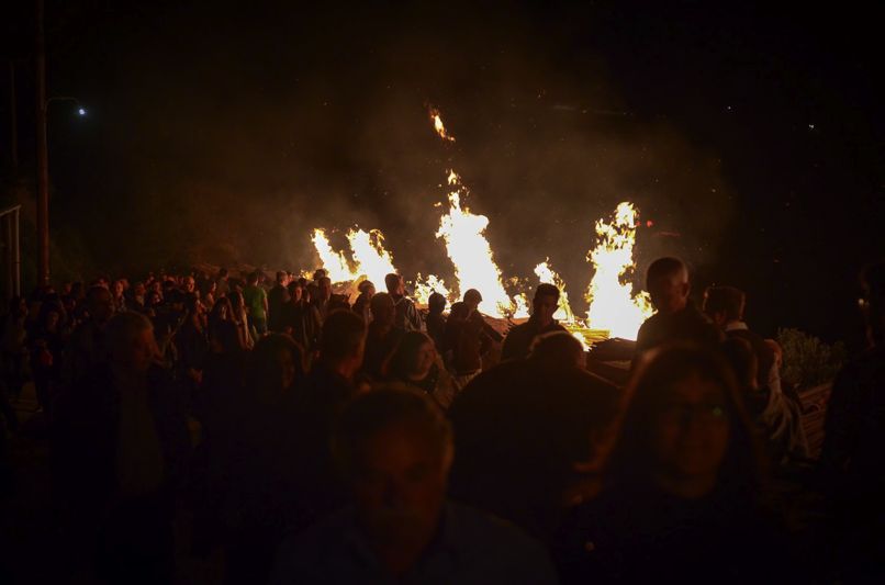 perifanes melanes 07