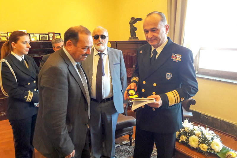 santorinios kouroumplis rodos 2