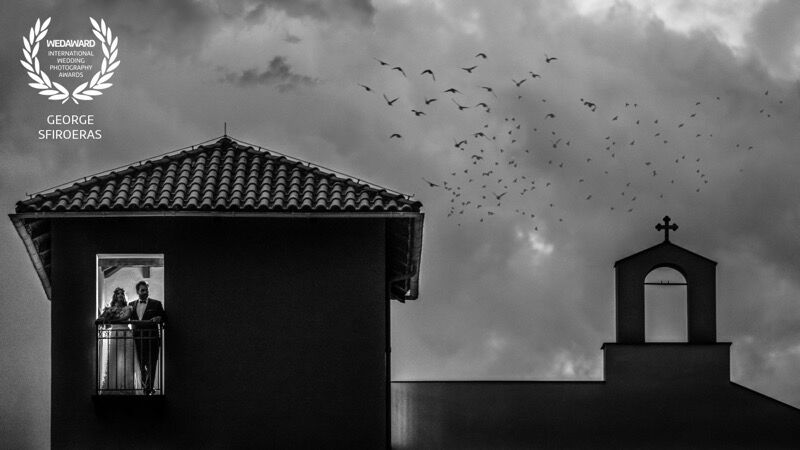 above photogra 8833 1507845281 preview