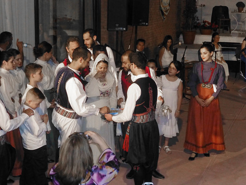 gamos anaparastasi 2