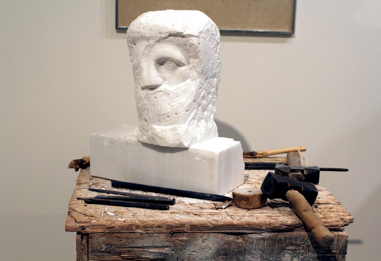 Σχολαστικές μεθόδοι απαιτούνται για την σμίλευση ενός μαρμάρινου γλυπτού (photo: Ελένη Κατρακαλίδη) Σχολαστικές μεθόδοι απαιτούνται για την σμίλευση ενός μαρμάρινου γλυπτού (photo: Ελένη Κατρακαλίδη)