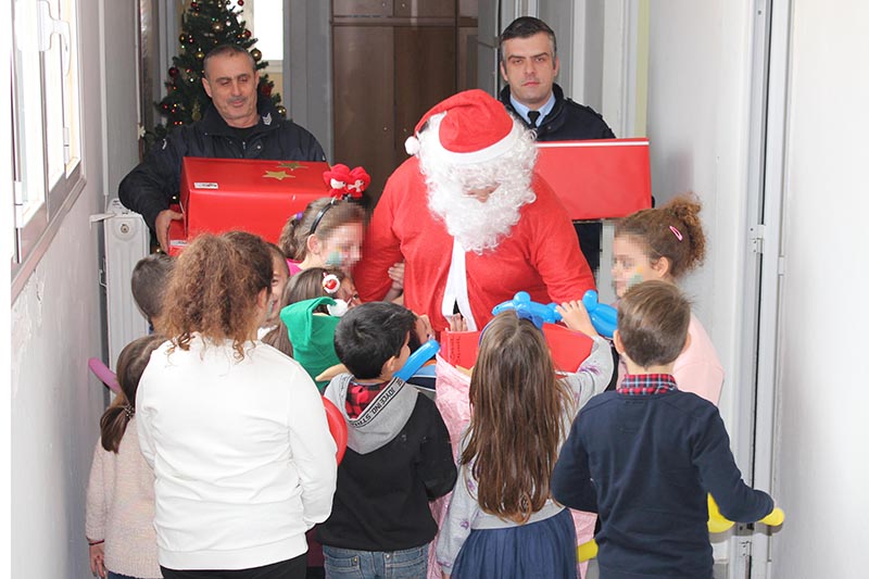 astynomikoi xristoygenna 2017 2