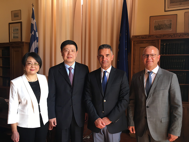 kinezos presbis syros 4