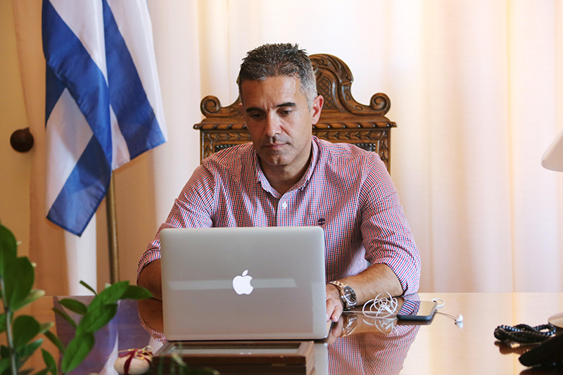 maragkos dimarxos syroy