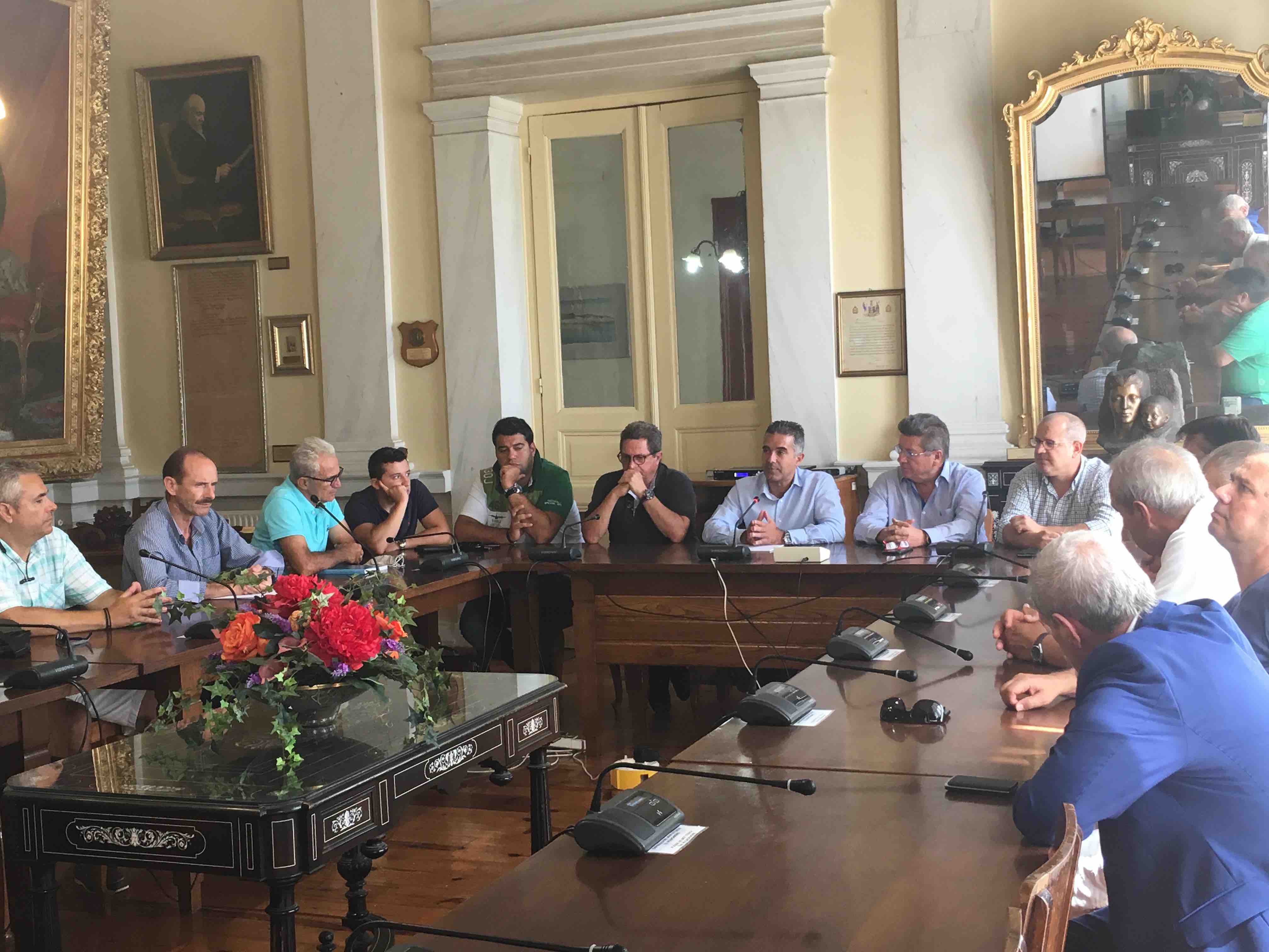 syros aktoploiki synantisi 2