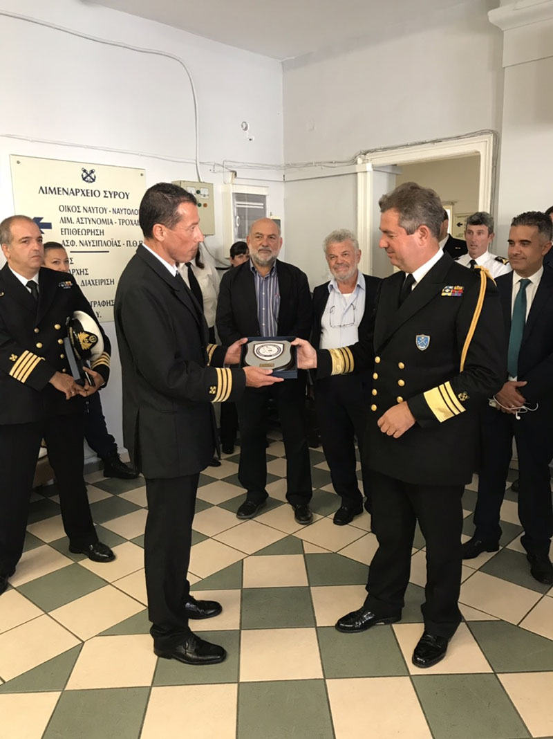 santorinios limenarxeio 3