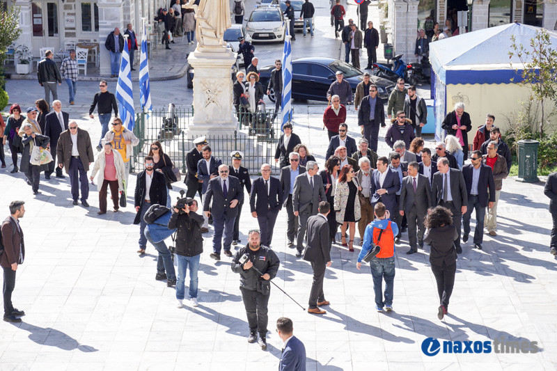 tsipras syros diasyndesi 1