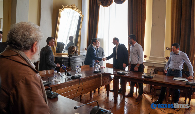 tsipras syros diasyndesi 13