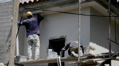 Σύλληψη ατόμων για παράνομες οικοδομικές εργασίες στη Μύκονο