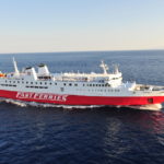 Μύκονος: Πλοίο προκάλεσε υψηλό κυματισμό – Δύο τραυματίες, συνελήφθη ο πλοίαρχος