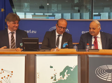 leontaritis bryxelles 1