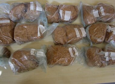 lathraios kapnos syros