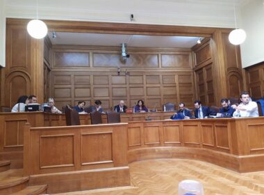 hollywood epitropi boylis 2