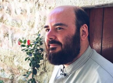 kritikos iereas paneladikes