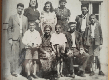 mihalis gratsias oikogeneia