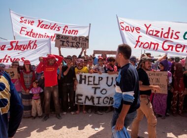 to koritsi poy me esose kln