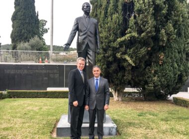 maragkos amerikanos presvis 2