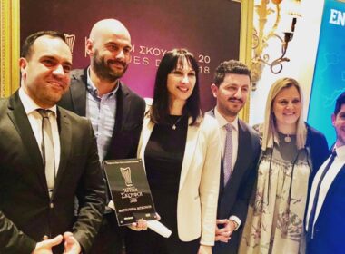 mykonos xrysoi skoufoi