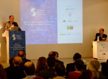 stathakis exipna nisia