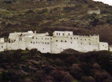 moni panachrantou androu