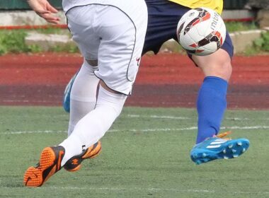 podosfairistes podia