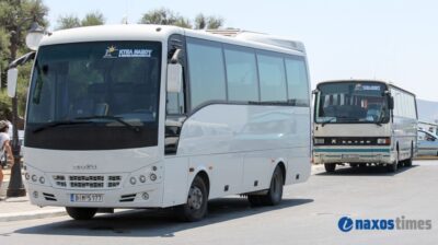 Νάξος: Δωρεάν λεωφορείο από τα περιφερειακά πάρκινγκ προς το λιμάνι - Δείτε το χάρτη με το δρομολόγιο
