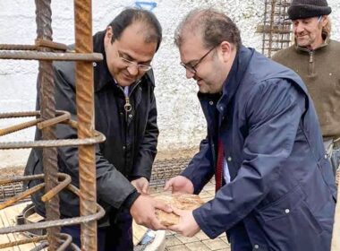 Ξεκίνησαν οι εργασίες για την ανάπλαση της πλατείας Αιγιάλης Αμοργού