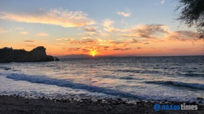 Οι 10 «ήσυχες» παραλίες της Νάξου