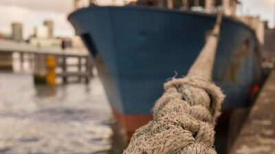 Δεμένα τα πλοία στον Πειραιά λόγω της απεργίας την Τετάρτη 9 Νοεμβρίου