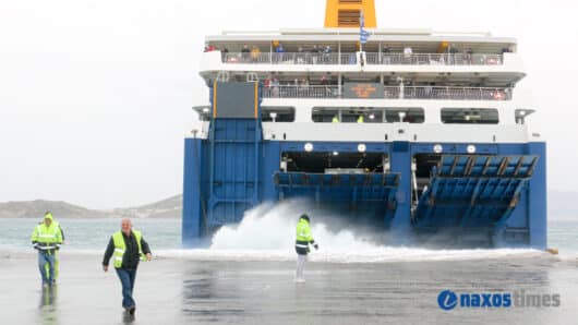 Blue Star Ferries: Ακύρωση δρομολογίων λόγω απαγορευτικού απόπλου