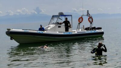 Ακυβερνησία σκάφους στη Μύκονο και παροχή συνδρομής του λιμενικού σε ιστιοφόρο σκάφος στη Νάξο