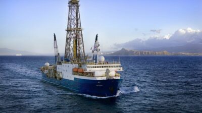 Σαντορίνη: Ερευνητικό πλοίο ξεκινά τον Δεκέμβριο γεωτρήσεις γύρω από τα ηφαίστεια