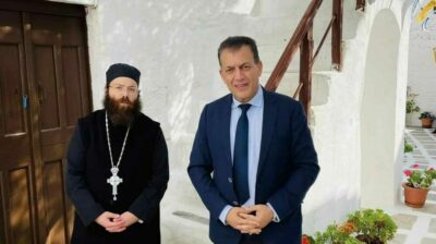 Συναντήσεις και επαφές του Γιάννη Βρούτση στη Σέριφο επ’ ευκαιρία του εορτασμού της Μονής Ταξιαρχών