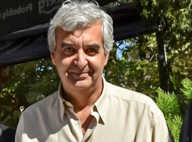 Μανώλης Κρητικός