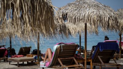 Καιρός: Κορυφώνεται τη Δευτέρα το κύμα ζέστης – Έως 7 μποφόρ στις Κυκλάδες