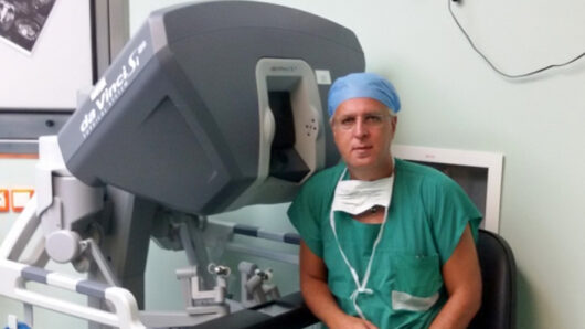 Δρ. Γιώργος Κυριάκου: Ρομποτική ριζική νεφρεκτομή με ταυτόχρονη αφαίρεση καρκινικού θρόμβου