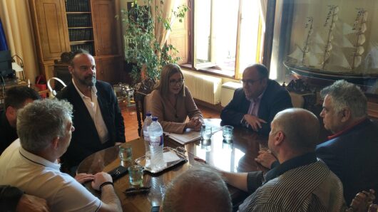 Συνάντηση Δημάρχου Σύρου-Ερμούπολης με την ευρωβουλευτή Μαρία Σπυράκη