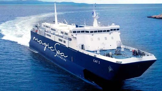 Σέριφος: Απαγόρευση απόπλου στο πλοίο «CAT 1» λόγω δυσλειτουργίας της κύριας μηχανής
