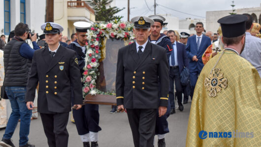 Νάξος: Με λαμπρότητα και την παρουσία του Πρωθυπουργού γιορτάστηκε η Παναγία Χρυσοπολίτισσα (video+φώτος)